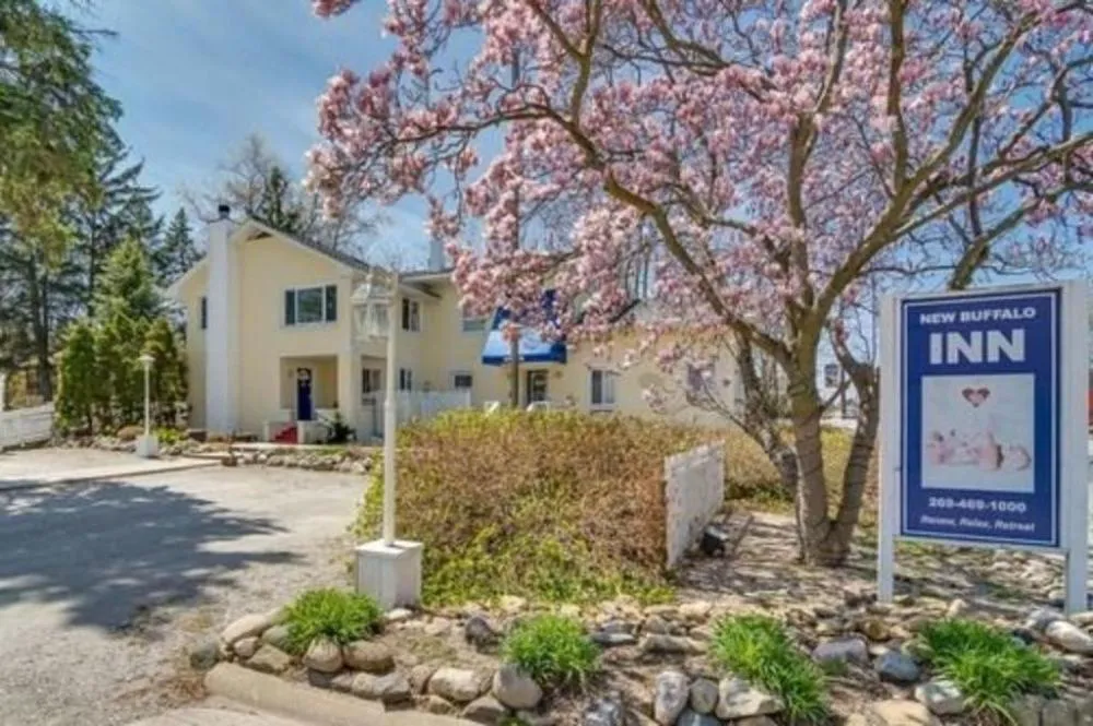 New Buffalo Inn & Spa hotel hero