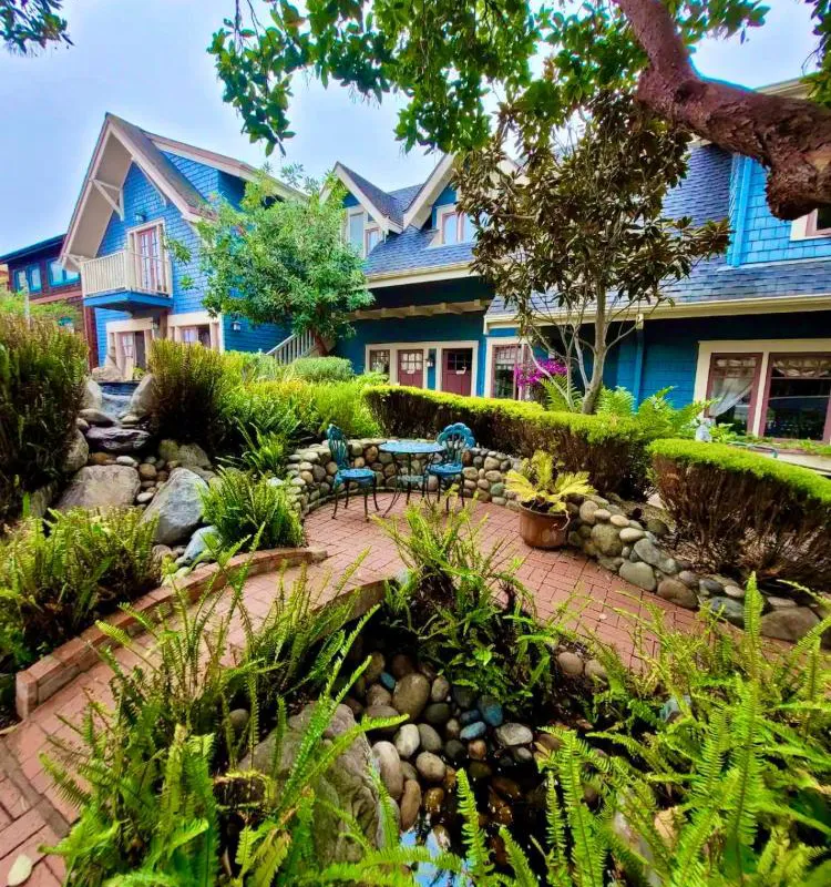 Old St. Angela Inn hotel hero