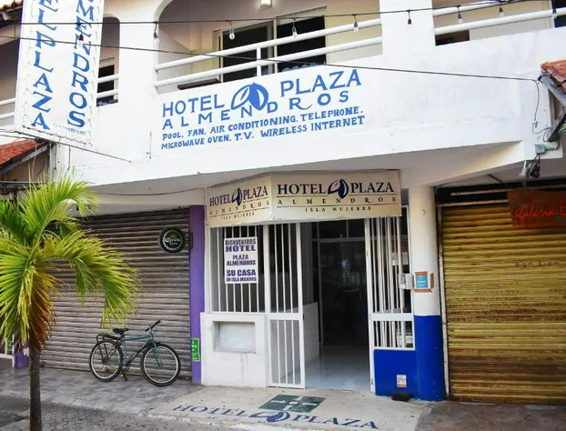 Plaza Almendros Hotel Isla Mujeres hotel detail image 2