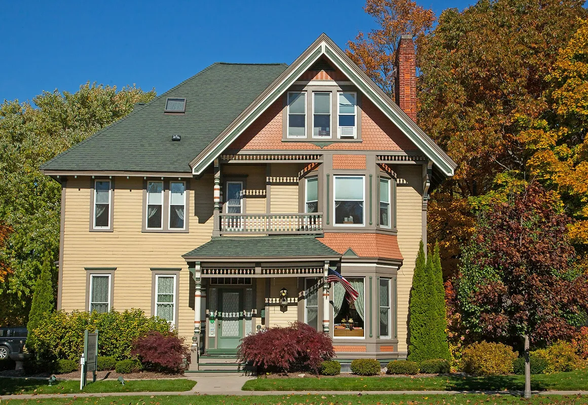 Ludington House B&B hotel hero