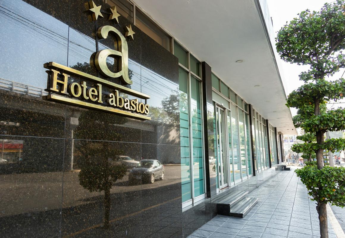 Hotel Expo Abastos hotel hero