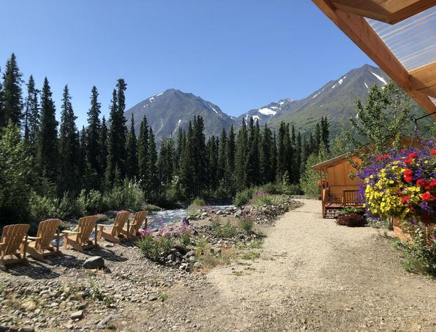 McKinley Creekside Cabins hotel detail image 1