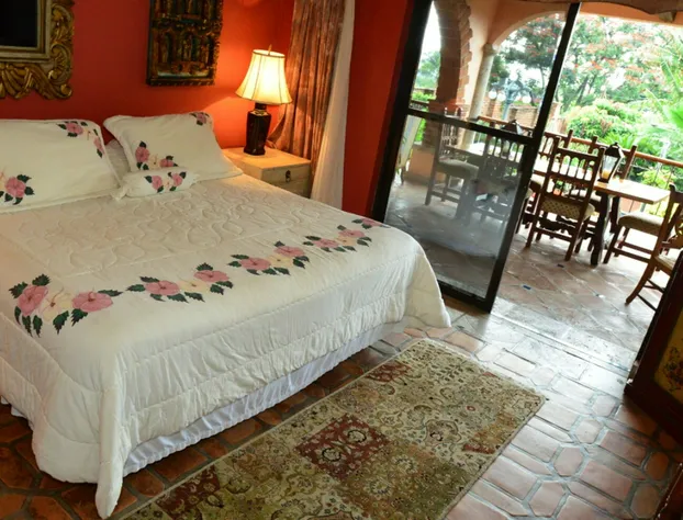 Casa Tres Leones hotel detail image 2