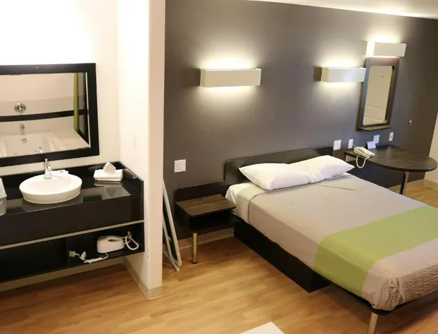 Studio 6 Victorville - Apple Valley hotel detail image 2