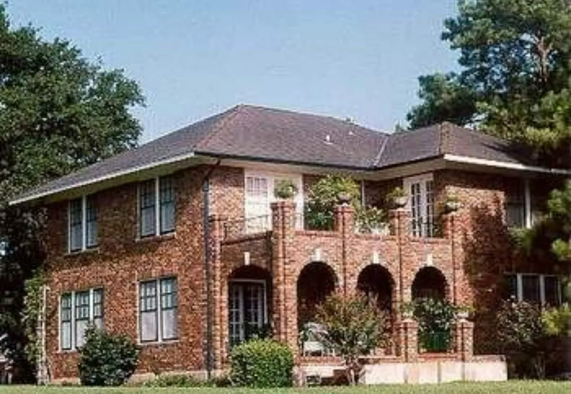 Far View - A Bed & Breakfast Estate hotel hero