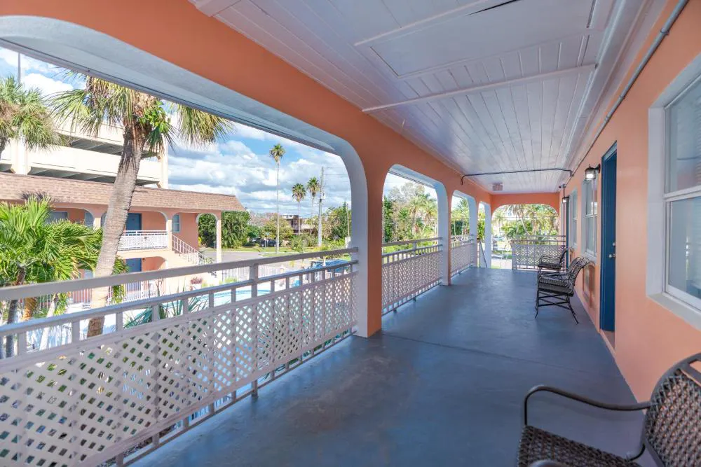 Echo Sails Motel hotel hero