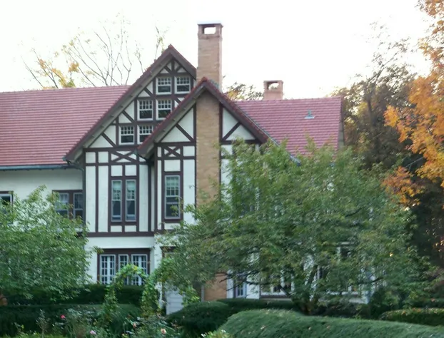 Vintage Gardens Bed & Breakfast hotel detail image 3