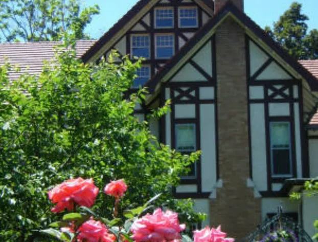 Vintage Gardens Bed & Breakfast hotel detail image 4