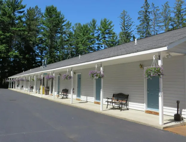 Bayside Inn & Marina hotel detail image 1