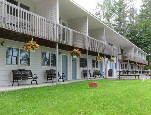 Bayside Inn & Marina hotel detail image 3