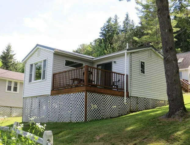 Bayside Inn & Marina hotel detail image 4