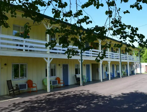 Green Valley Lodge hotel detail image 2