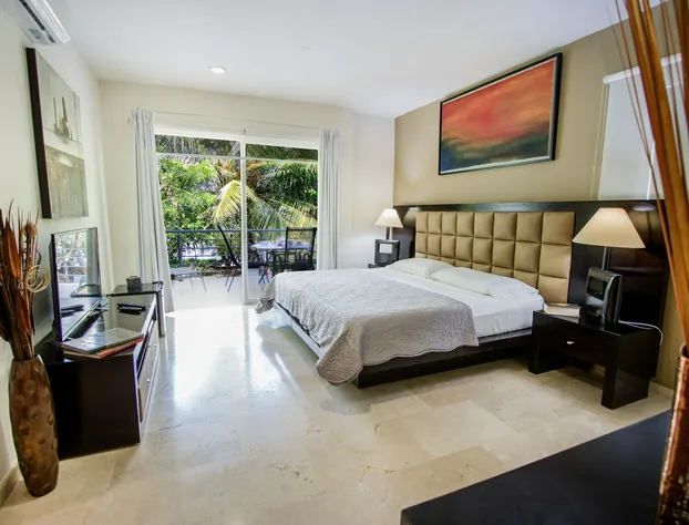 Luxury House B&B hotel detail image 3