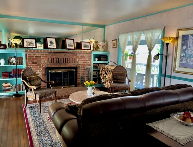 The Bidwell House hotel detail image 4