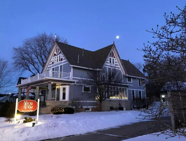 Astor House hotel detail image 1