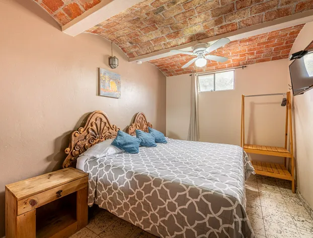 Meson del Conde hotel detail image 4