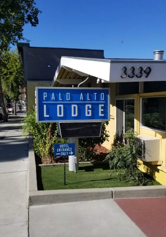 Palo Alto Lodge hotel hero