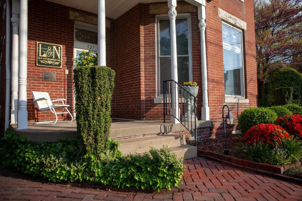 L&N Bed and Breakfast hotel hero