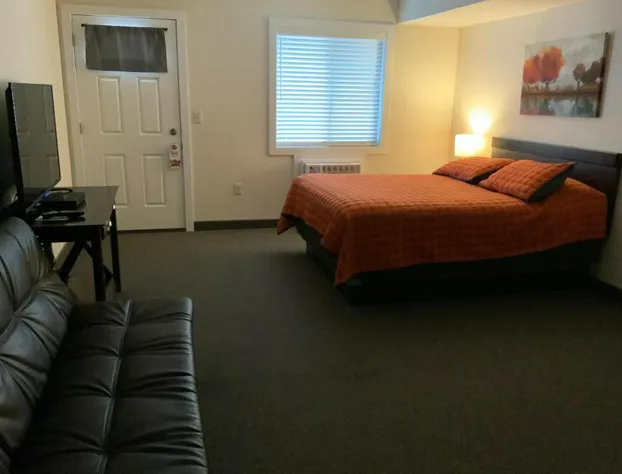 Rockerville Lodge & Cabins hotel detail image 4