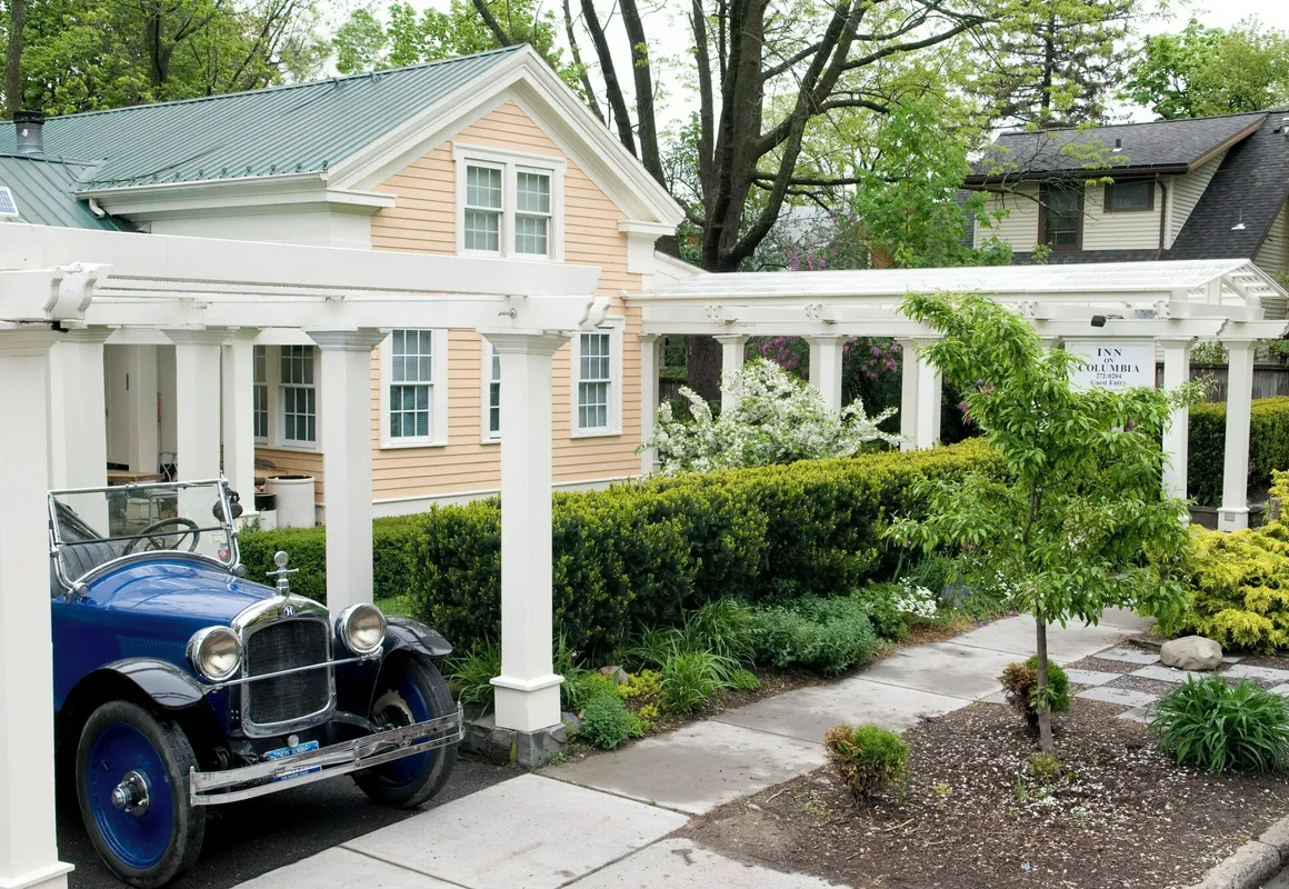 Inn On Columbia hotel hero