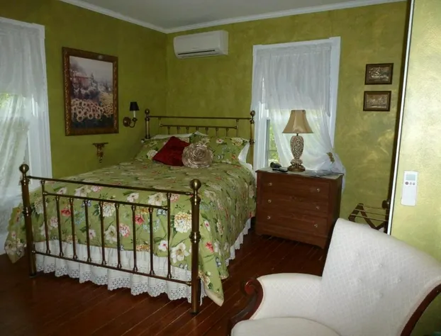 Back INN Time B&B hotel detail image 1