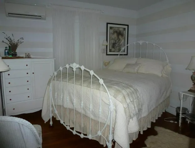 Back INN Time B&B hotel detail image 4