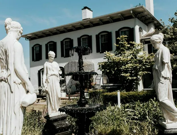 Maxwell Mansion hotel detail image 1