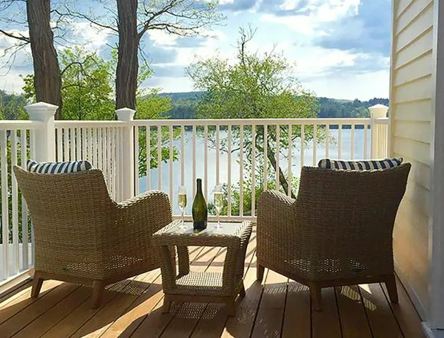 Lakehouse Inn hotel detail image 3