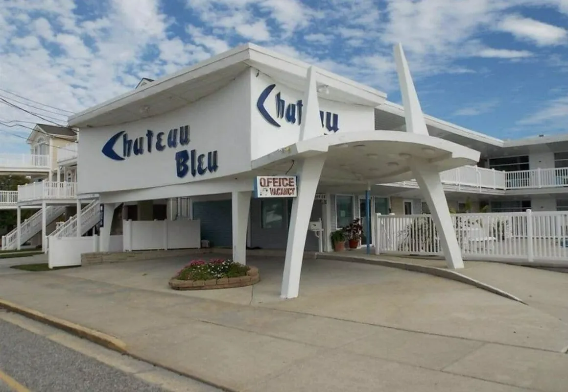 Chateau Bleu hotel hero