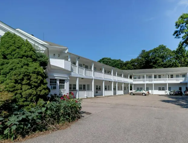 Hamilton Village Inn hotel detail image 1