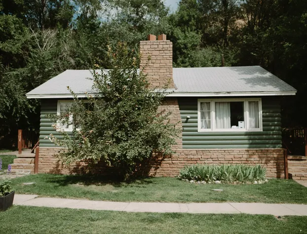 Stone Mountain Lodge and Cabins hotel detail image 4