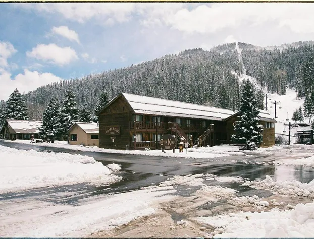 Copper King Lodge hotel detail image 1