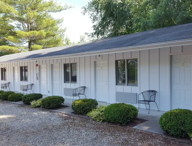 Captain's Quarters Motel hotel detail image 4