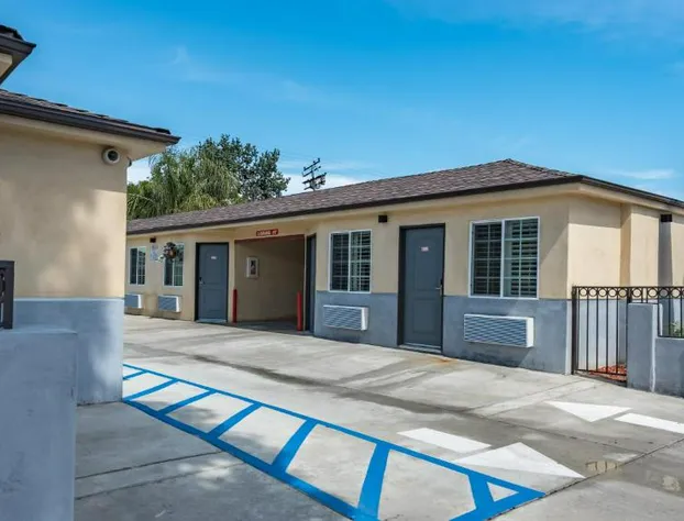 Plaza Inn hotel detail image 1