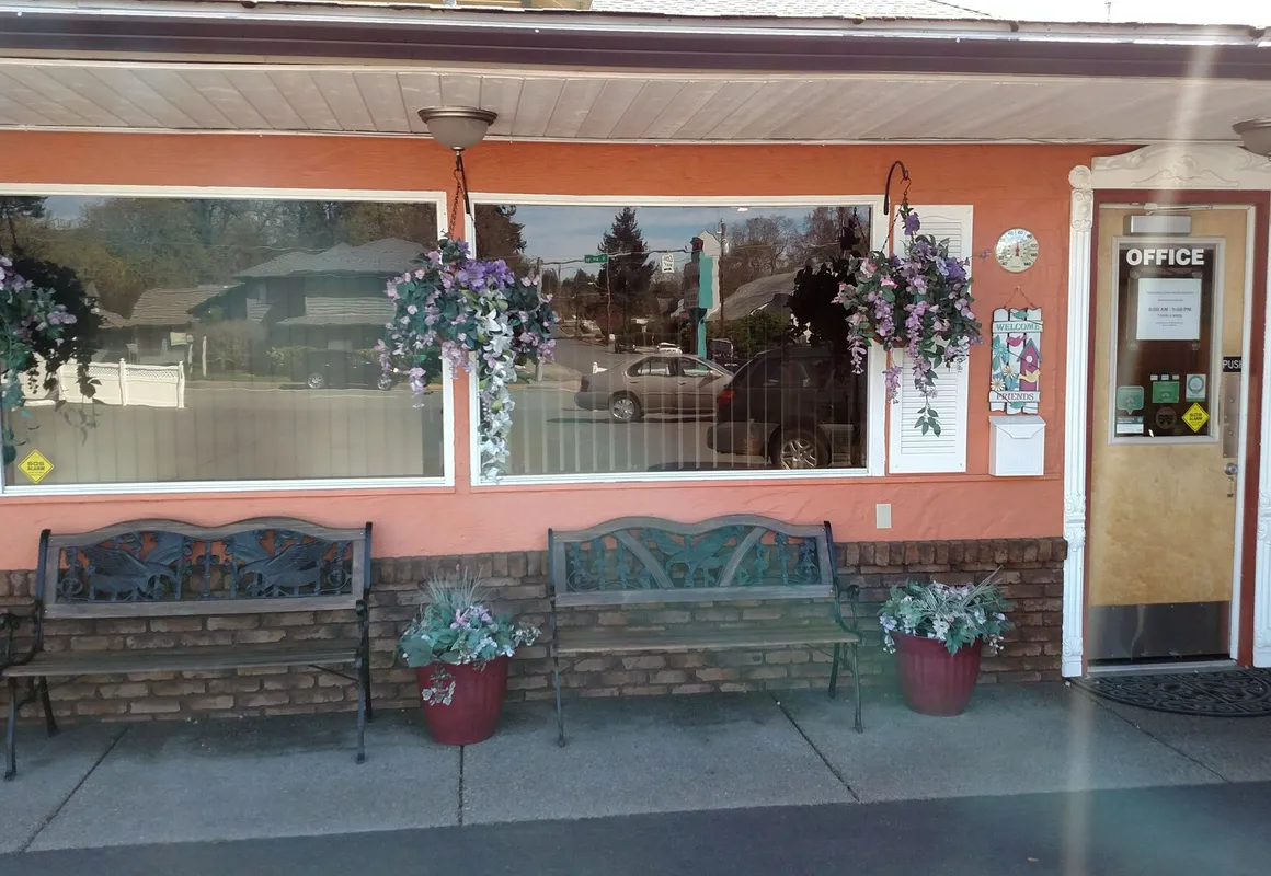 Buona Sera Inn hotel hero