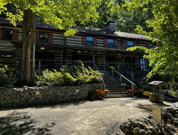 Sugar Tree Inn hotel detail image 2