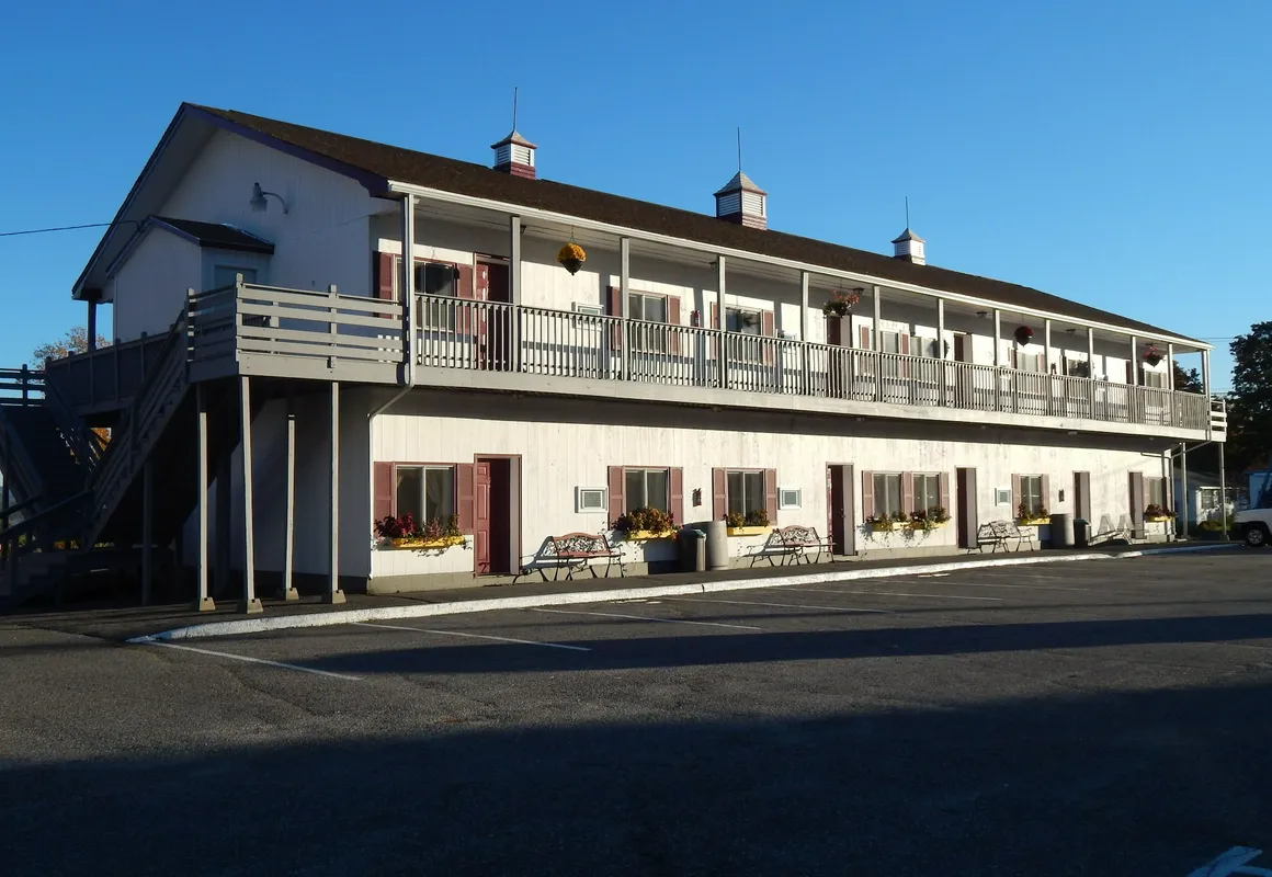 Acadia Sunrise Motel hotel hero