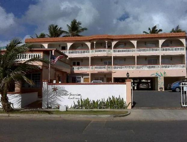 Luquillo Sunrise beach Inn hotel detail image 3