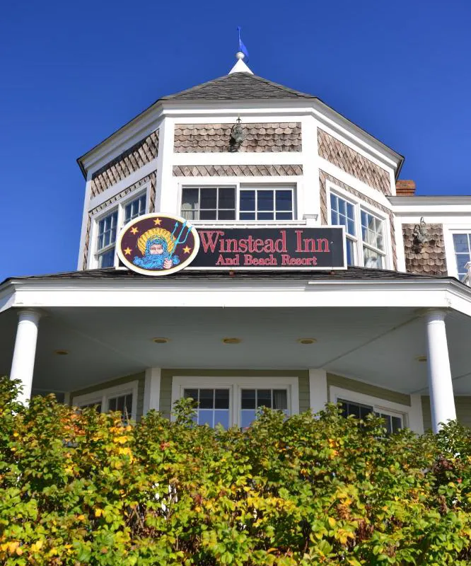 Winstead Beach Resort hotel hero