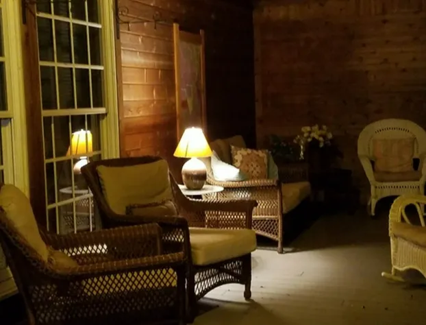 Silly Chickens Lodge B&B hotel detail image 2