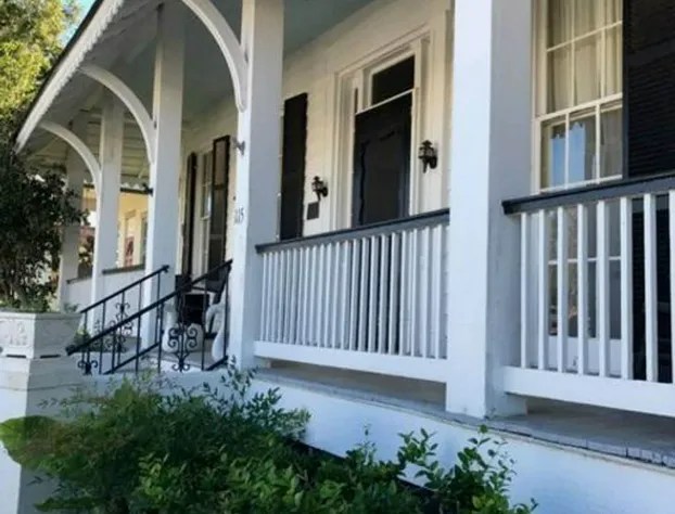 Riverboat Bed & Breakfast hotel detail image 1