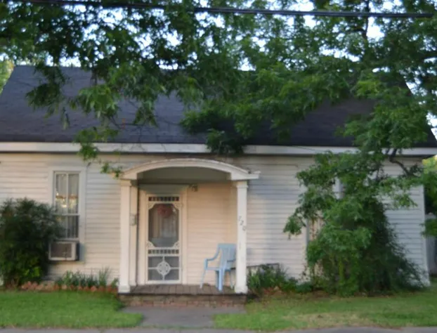 The Carleton House hotel detail image 3