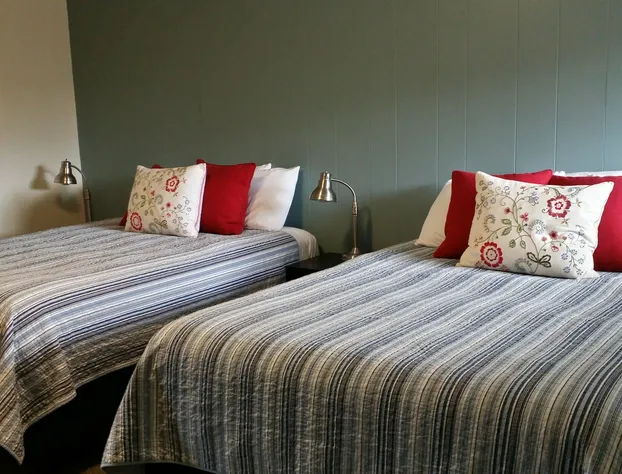 Land's End at Cannon Beach hotel detail image 2