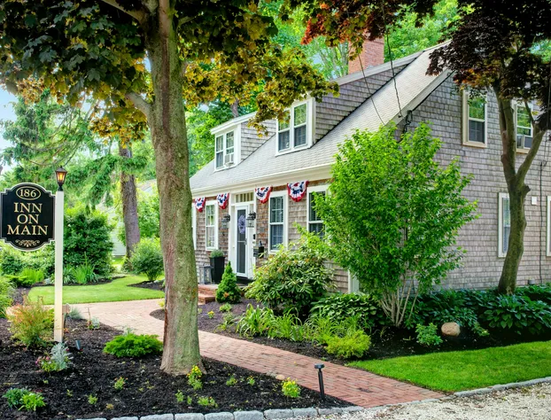 Inn on Main hotel detail image 1