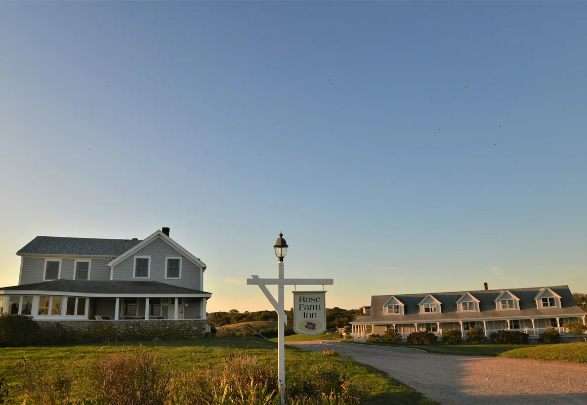 Rose Farm Inn hotel hero
