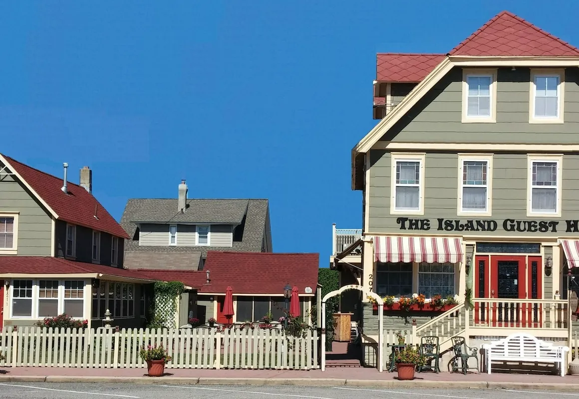 Island Guest House B&B hotel hero