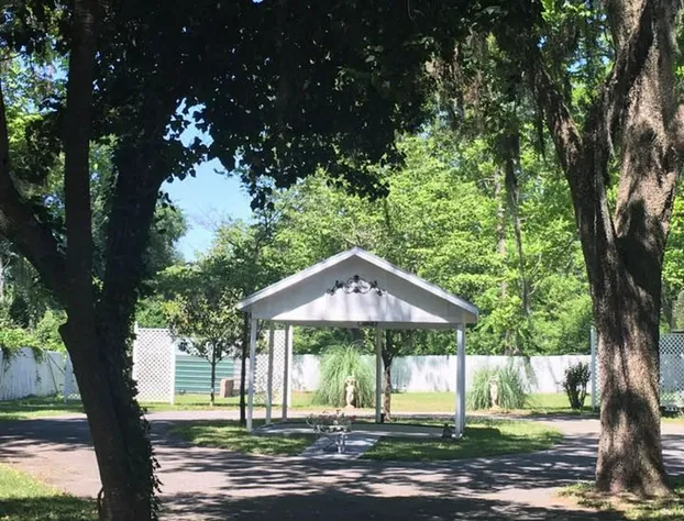 Commodore Bed and Breakfast hotel detail image 2