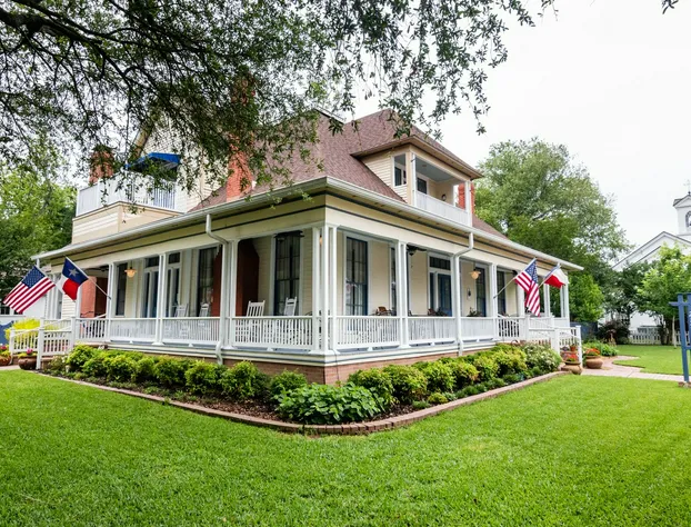 Kennedy Manor B&B hotel detail image 1