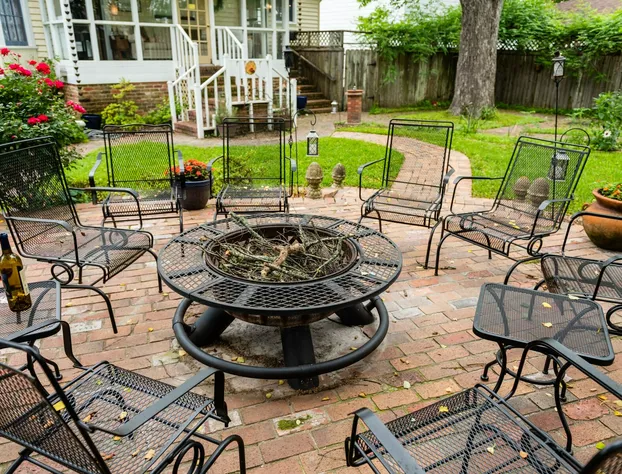 Kennedy Manor B&B hotel detail image 3