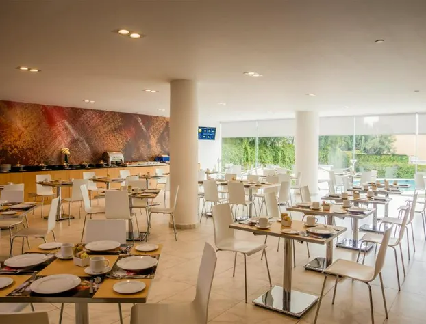 Fiesta Inn Express Perinorte hotel detail image 4